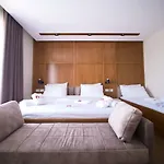 فندق Lahuta